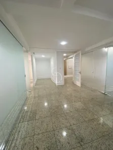 Sala Comercial à venda, 124m² no Centro, São Leopoldo