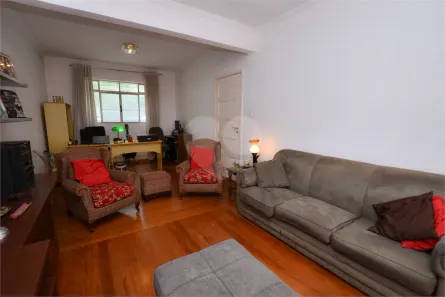 Casa com 3 Quartos à venda, 240m² no Cerqueira César, São Paulo
