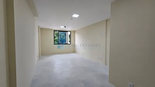 Sala Comercial à venda, 28m² no Acupe, Salvador