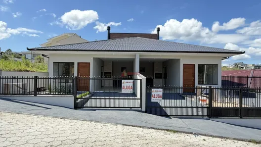 Casa com 3 Quartos para alugar, 105m² no Centro, Antônio Carlos