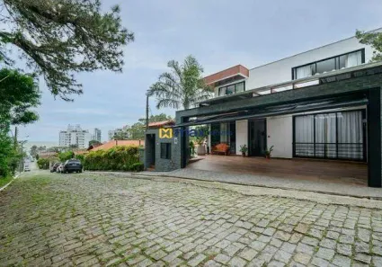 Casa com 3 Quartos para alugar, 200m² no Cabeçudas, Itajaí