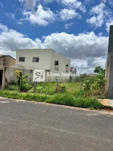 Lote/Terreno à venda, 200m² no Jardim Ipanema, Uberlândia