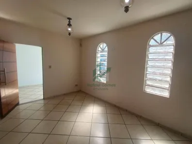 Casa com 4 Quartos para alugar, 180m² no Jardim Itamaraty, Mogi Guaçu