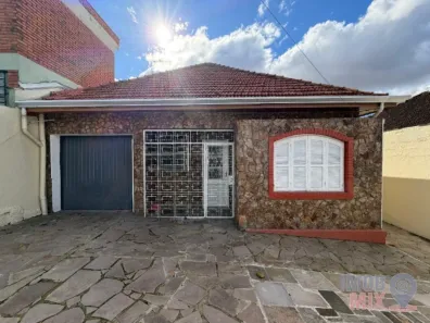 Imóvel Comercial para alugar, 150m² no Vila Ipiranga, Porto Alegre