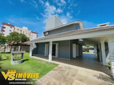 Casa com 4 Quartos para alugar, 280m² no Tramandaí, Tramandaí