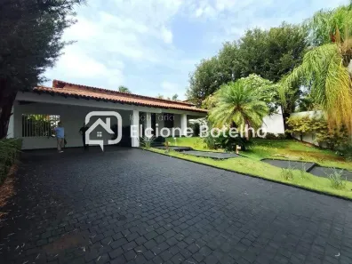 Casa com 3 Quartos para alugar, 300m² no Morada da Colina, Uberlândia