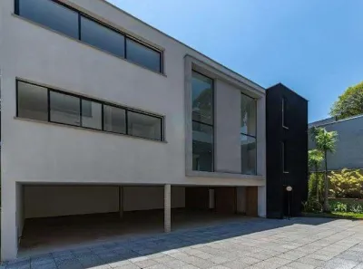 Casa com 4 Quartos à venda, 686m² no Jardim Cordeiro, São Paulo