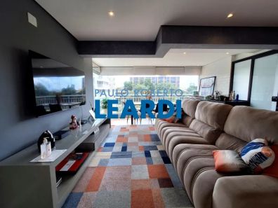 Apartamento com 2 Quartos à venda, 79m² no Vila Anastácio, São Paulo