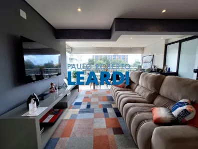 Apartamento com 2 Quartos à venda, 79m² no Vila Anastácio, São Paulo
