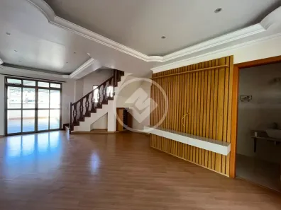 Cobertura com 5 Quartos para alugar, 300m² no Várzea, Teresópolis