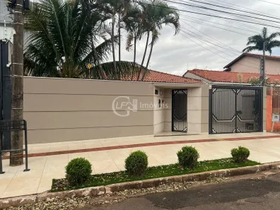 Casa com 3 Quartos para alugar, 178m² no Vila Vilas Boas, Campo Grande