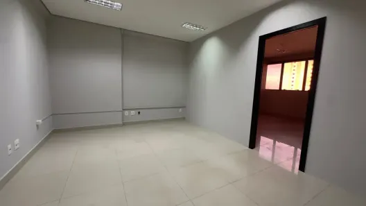 Sala Comercial para alugar, 52m² no Bosque da Saúde, Cuiabá