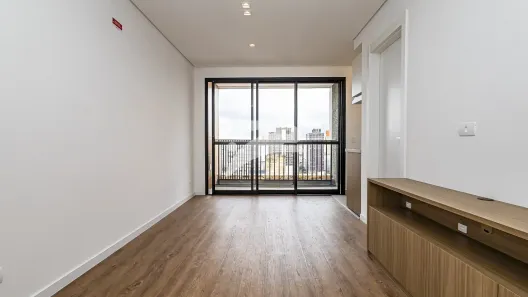 Apartamento com 2 Quartos para alugar, 51m² no Centro, Curitiba