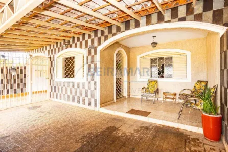 Casa com 3 Quartos à venda, 269m² no Taguatinga Norte, Brasília