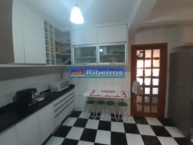 Sobrado com 3 Quartos à venda, 170m² no Vila Gumercindo, São Paulo