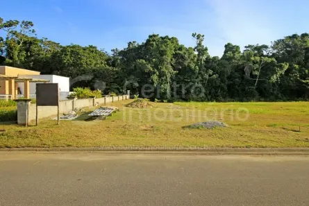Lote/Terreno à venda, 422m² no , Peruíbe