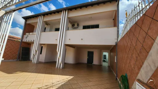 Casa com 6 Quartos à venda, 360m² no Taguatinga Norte, Brasília
