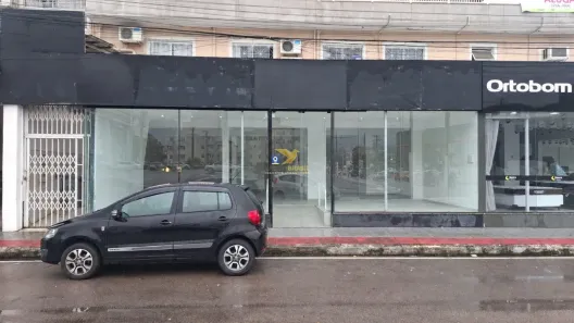 Sala Comercial para alugar, 130m² no Barreiros, São José