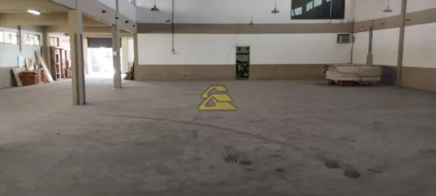Galpão/Depósito/Armazém à venda, 1976m² no Ramos, Rio de Janeiro