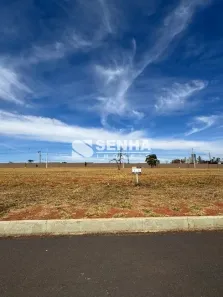 Lote/Terreno com 1 Quarto à venda, 440m² no Jardim Botânico, Uberlândia