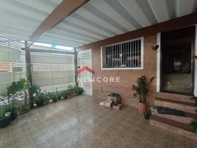 Casa com 2 Quartos à venda, 168m² no Vila Carlos de Campos, São Paulo