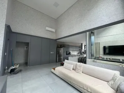 Casa com 2 Quartos à venda, 130m² no Jardim das Américas, Curitiba