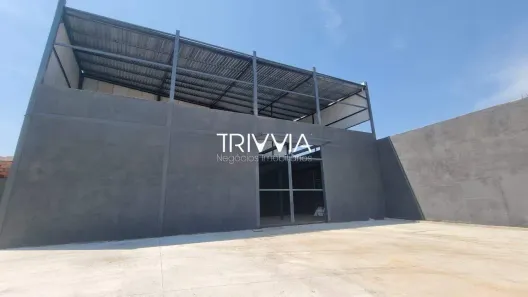 Galpão/Depósito/Armazém para alugar, 300m² no Bom Jesus, Uberlândia