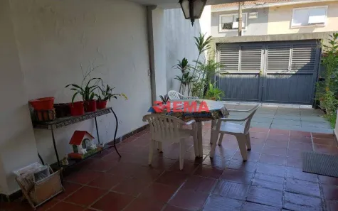 Casa com 3 Quartos à venda, 198m² no Ponta da Praia, Santos