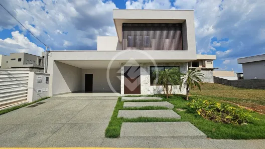 Casa de Condomínio com 3 Quartos à venda, 200m² no Jardins Capri, Senador Canedo