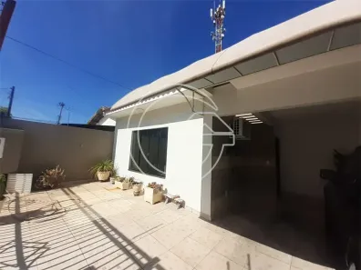 Casa com 3 Quartos à venda, 177m² no Centro, Marília