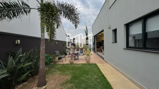 Casa de Condomínio com 3 Quartos à venda, 230m² no Jardim Residencial Dona Maria José, Indaiatuba
