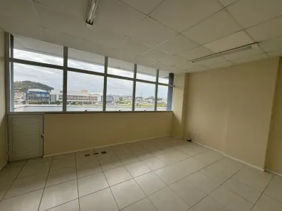 Sala Comercial para alugar, 37m² no Pagani, Palhoça
