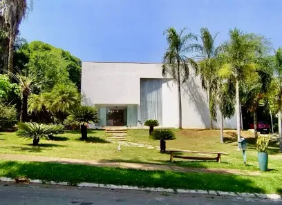 Sobrado com 3 Quartos para alugar, 303m² no Residencial Aldeia do Vale, Goiânia