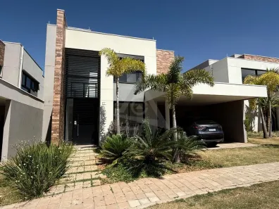 Casa de Condomínio com 4 Quartos à venda, 270m² no Alphaville Dom Pedro, Campinas