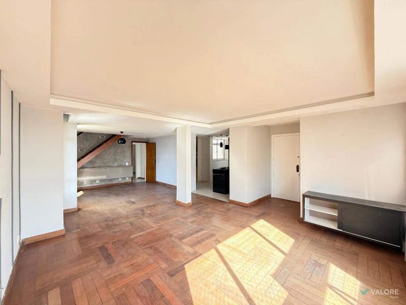 Cobertura com 3 quartos — Santo Antônio, Belo Horizonte