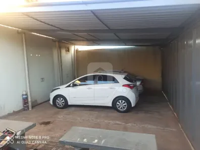 Casa de Condomínio com 3 Quartos à venda, 56m² no Taiaman, Uberlândia