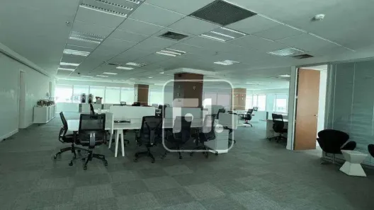 Sala Comercial para alugar, 571m² no Asa Norte, Brasília