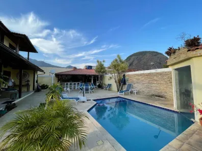 Casa de Condomínio com 4 Quartos à venda, 320m² no Vargem Pequena, Rio de Janeiro