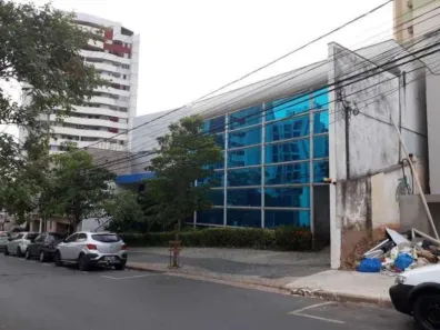 Imóvel Comercial à venda, 806m² no Quilombo, Cuiabá