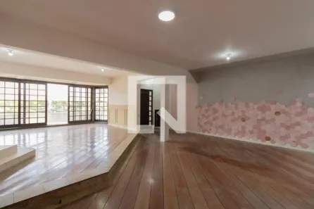 Casa com 7 Quartos para alugar, 500m² no Jardim Pinhal, Guarulhos