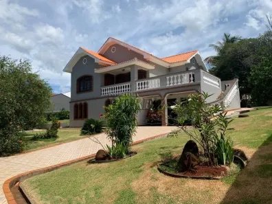 Sobrado com 5 Quartos à venda, 1093m² no Jardim Império do Sol, Londrina
