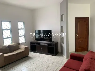 Casa com 3 Quartos à venda, 180m² no Jardim Patrícia, Uberlândia