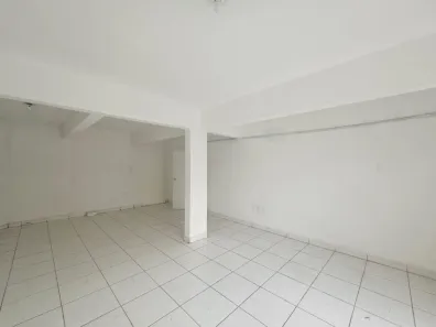 Sala Comercial para alugar, 60m² no Dom Bosco, Itajaí
