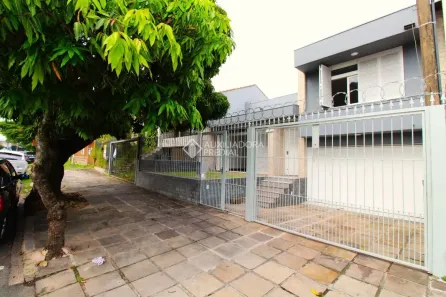 Casa com 3 Quartos à venda, 213m² no Vila Ipiranga, Porto Alegre