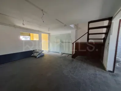 Ponto Comercial à venda, 95m² no Piratininga, Niterói