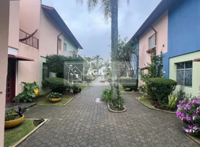 Sobrado com 3 Quartos para alugar, 150m² no Jardim Santa Maria, Jacareí