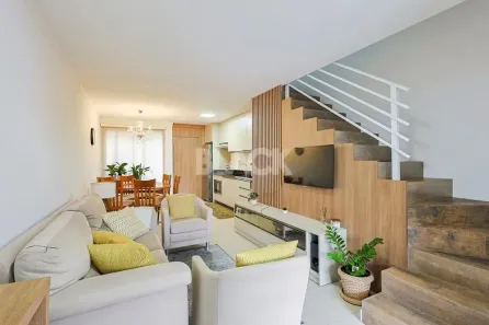 Sobrado com 2 Quartos à venda, 86m² no Torres, Torres