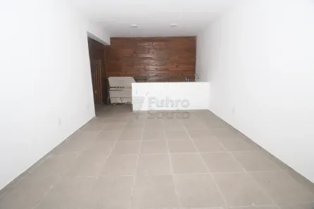 Sala Comercial para alugar, 44m² no Centro, Pelotas