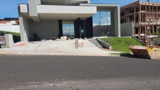 Casa de Condomínio com 3 Quartos à venda, 237m² no Residencial Bourbon Parc, Presidente Prudente