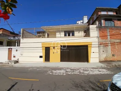 Casa com 3 Quartos à venda, 115m² no São Pedro, Juiz de Fora
